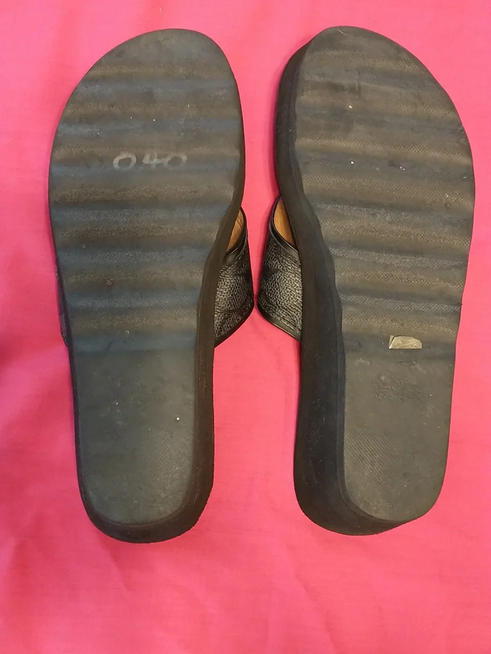 Coach Monogram Thong Sandals - Picture 6 of 10